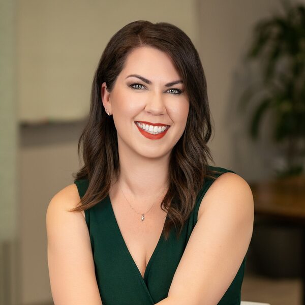 101124_Vance_Wealth_Headshots_SchlickArt-3442-EditSRGBlowres-3-2048x2048